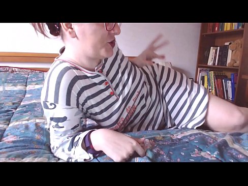 ❤️ Og'zingizga bu katta qora xo'rozni oling kichik qul Super pornoda bizda ☑